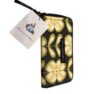 Petunia Pickle Bottom Glazed Wanderlust Wallet NWT Lively la Paz